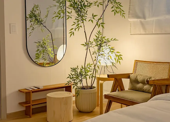 New Hongdae Yeonnam Cozy 2br 5min Airport Bus *