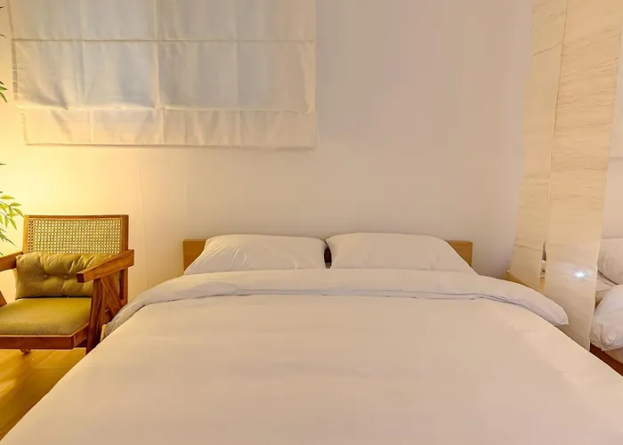 New Hongdae Yeonnam Cozy 2br 5min Airport Bus Villa Seoel