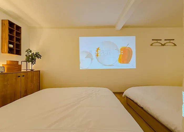 Villa New Hongdae Yeonnam Cozy 2br 5min Airport Bus *